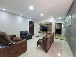 Casa 4 quartos 4 vagas 234m²