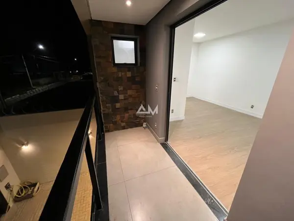 Apartamento 3 quartos 2 banheiros 341m²