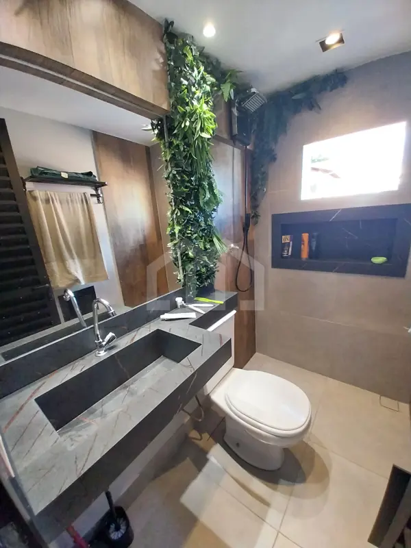 Casa 4 quartos 4 vagas 100m²
