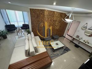 Apartamento 4 quartos 4 banheiros 240m²
