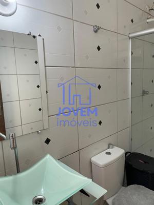 Casa 3 quartos  banheiros 180m²