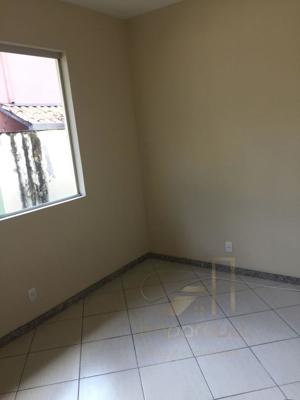 Casa 2 quartos 2 banheiros 82m²
