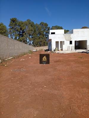 Casa 4 quartos 1 banheiro 220m²