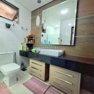 Apartamento 3 quartos 2 banheiros 217m²