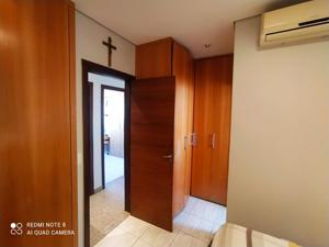 Apartamento 3 quartos 4 banheiros 161m²