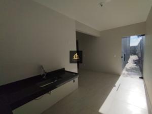 Casa 3 quartos 2 banheiros 75m²