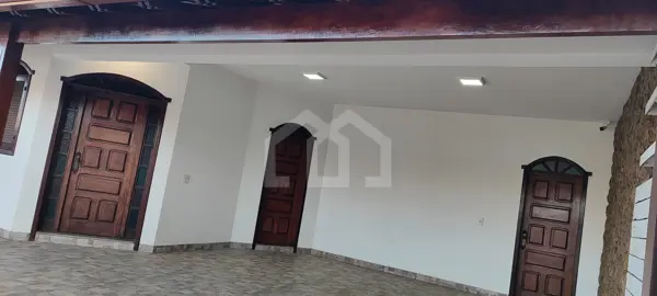 Casa 4 quartos 4 vagas 230m²
