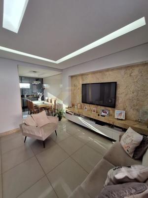 Casa 3 quartos 2 banheiros 
