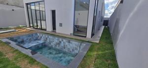 Apartamento 3 quartos 4 banheiros 207m²