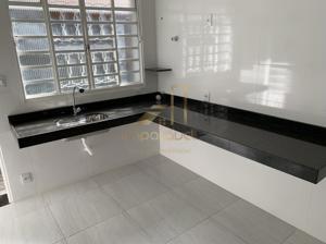 Casa 3 quartos 2 banheiros 223m²

