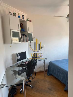 Apartamento 4 quartos 4 banheiros 240m²
