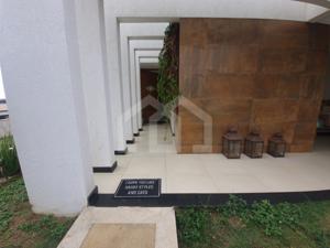 Casa em condomínio 3 quartos 4 vagas 193m²
