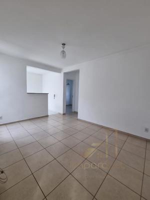 Apartamento 2 quartos 1 banheiro 