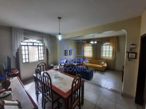 Casa 4 quartos 3 banheiros 198m²