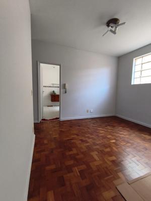 Apartamento 3 quartos 2 banheiros 180m²