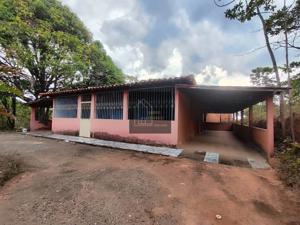 Apartamento 3 quartos 2 banheiros 22700m²