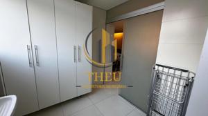 Apartamento 3 quartos 5 banheiros 210m²
