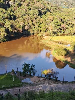 Sítio 4 quartos 2 banheiros 22ha
