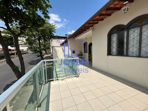 Casa 3 quartos banheiros 222m²