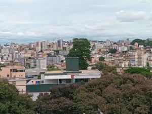 Apartamento 4 quartos 3 banheiros 500m²