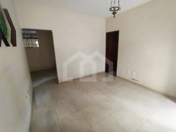 Casa 7 quartos  vagas 230,07m²
