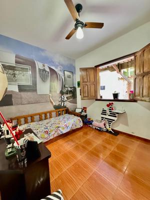 Apartamento 4 quartos 2 banheiros 239m²