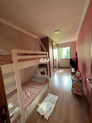 Apartamento 3 quartos 2 banheiros 270m²