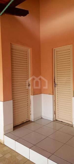 Casa 4 quartos 2 vagas 180m²