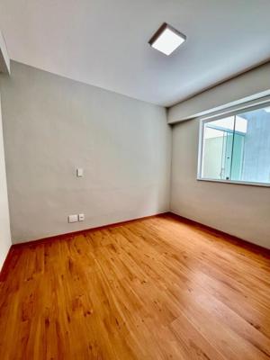 Apartamento 3 quartos 2 banheiros 360m²