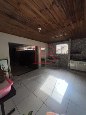 Apartamento 8 quartos 4 banheiros 360m²