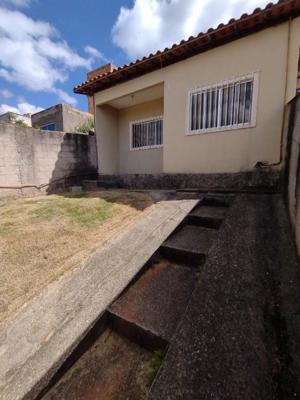 Casa 2 quartos 1 banheiro 175m²