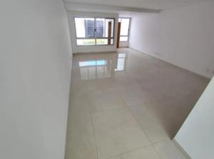 Casa 3 quartos 2 banheiros 
