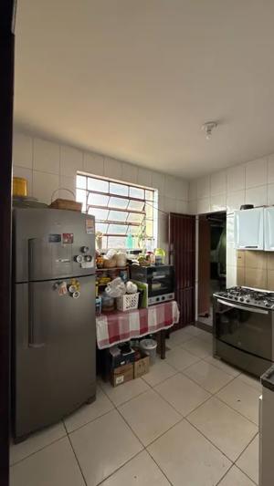 Casa 4 quartos 2 vagas 400m²
