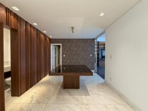 Apartamento 3 quartos 5 banheiros 310m²