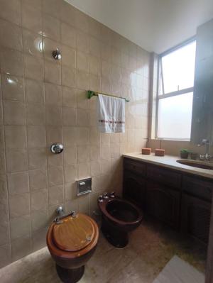 Apartamento 3 quartos 2 banheiros 130m²