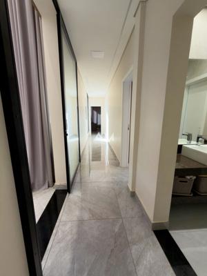 Apartamento 3 quartos 2 banheiros 1365m²