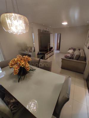 Apartamento 3 quartos 2 banheiros 185m²
