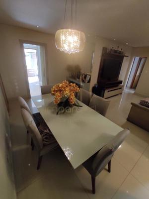 Apartamento 3 quartos 2 banheiros 185m²
