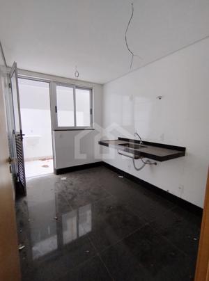 Área privativa 3 quartos 2 banheiros 202m²