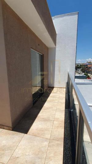 Casa 3 quartos 3 banheiros 190m²
