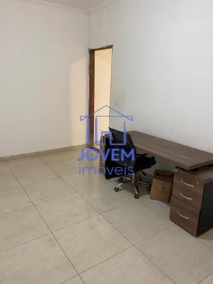 Casa 3 quartos  banheiros 180m²