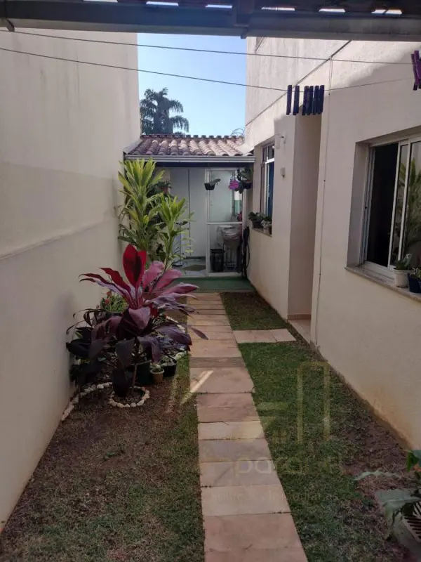 Apartamento 3 quartos 2 banheiros 121,54m²
