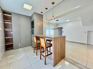 Apartamento 4 quartos 3 banheiros 860m²