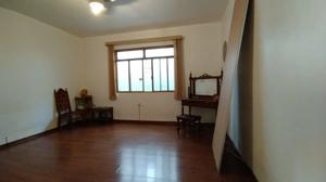 Casa 3 quartos 4 vagas 160m²
