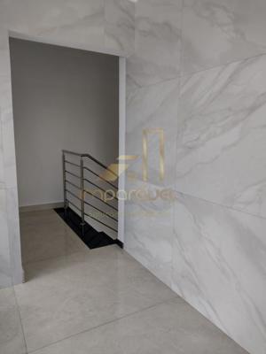 Apartamento 3 quartos 3 banheiros 300m²
