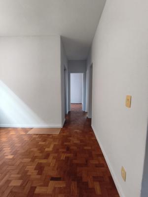 Apartamento 3 quartos 2 banheiros 180m²