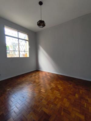 Apartamento 3 quartos 2 banheiros 180m²