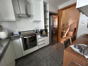 Apartamento 4 quartos  banheiros 200m²

