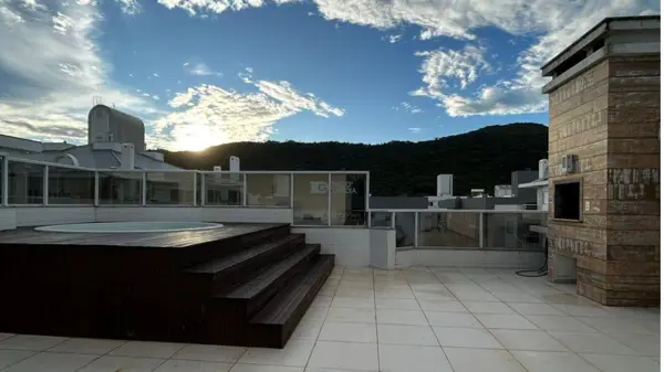 Apartamento 3 quartos 3 banheiros 154m²