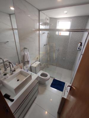 Apartamento 3 quartos 2 banheiros 185m²
